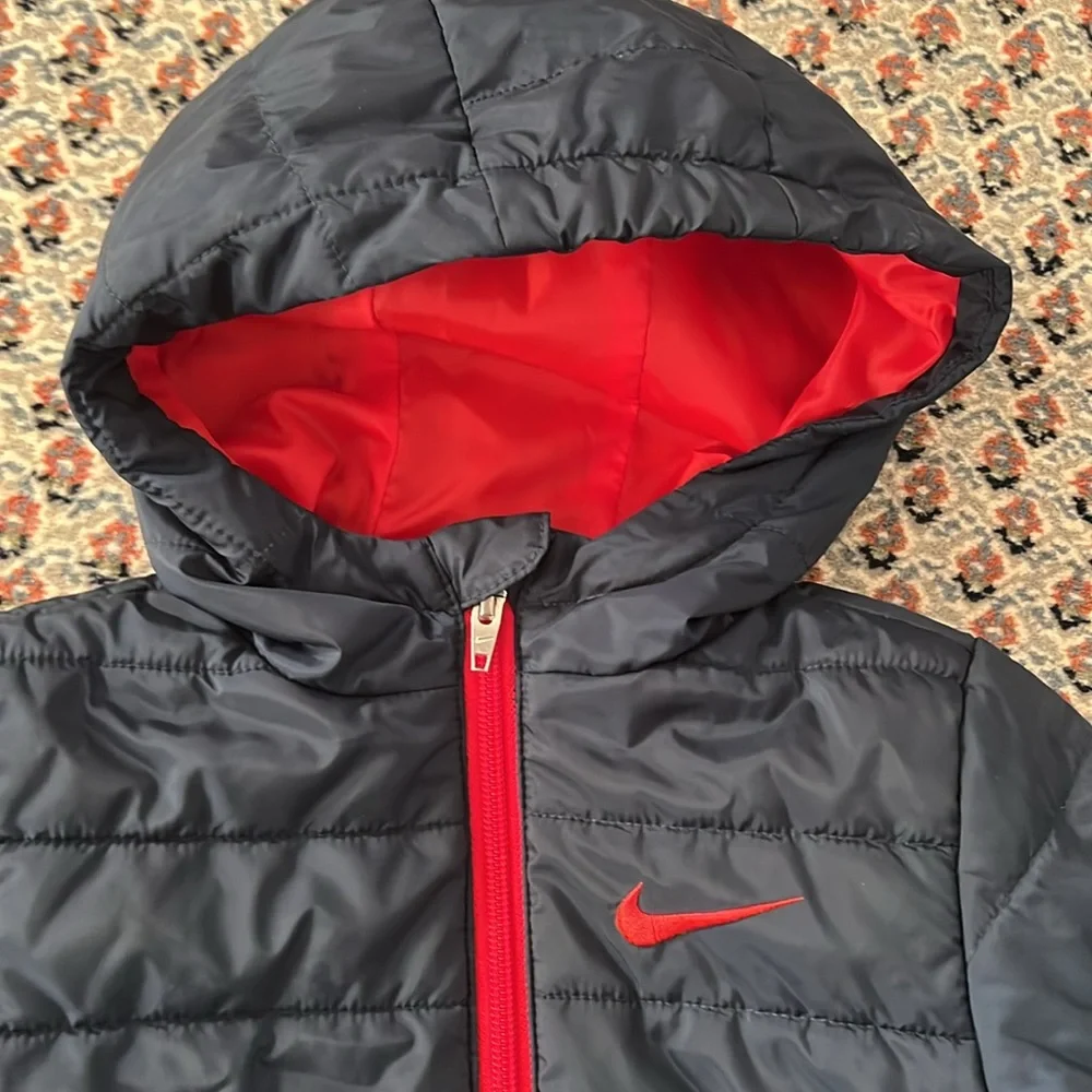 EUC Nike Kids' Navy Blue and Red Full Zip Puffer Jacket Size 3T